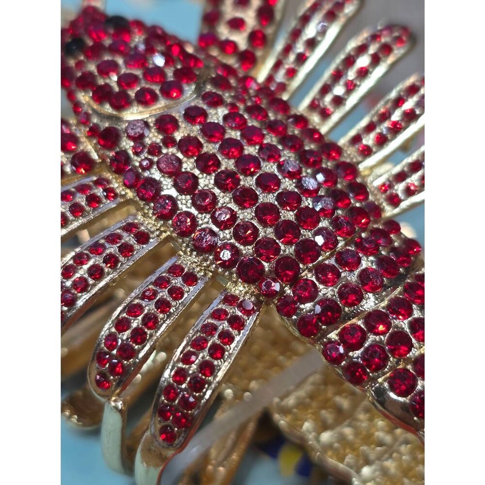 🔹️NWT Red Rhinestone & Faux Pearl Lobster Metal Hair Claw Clip - Picture 6 of 9